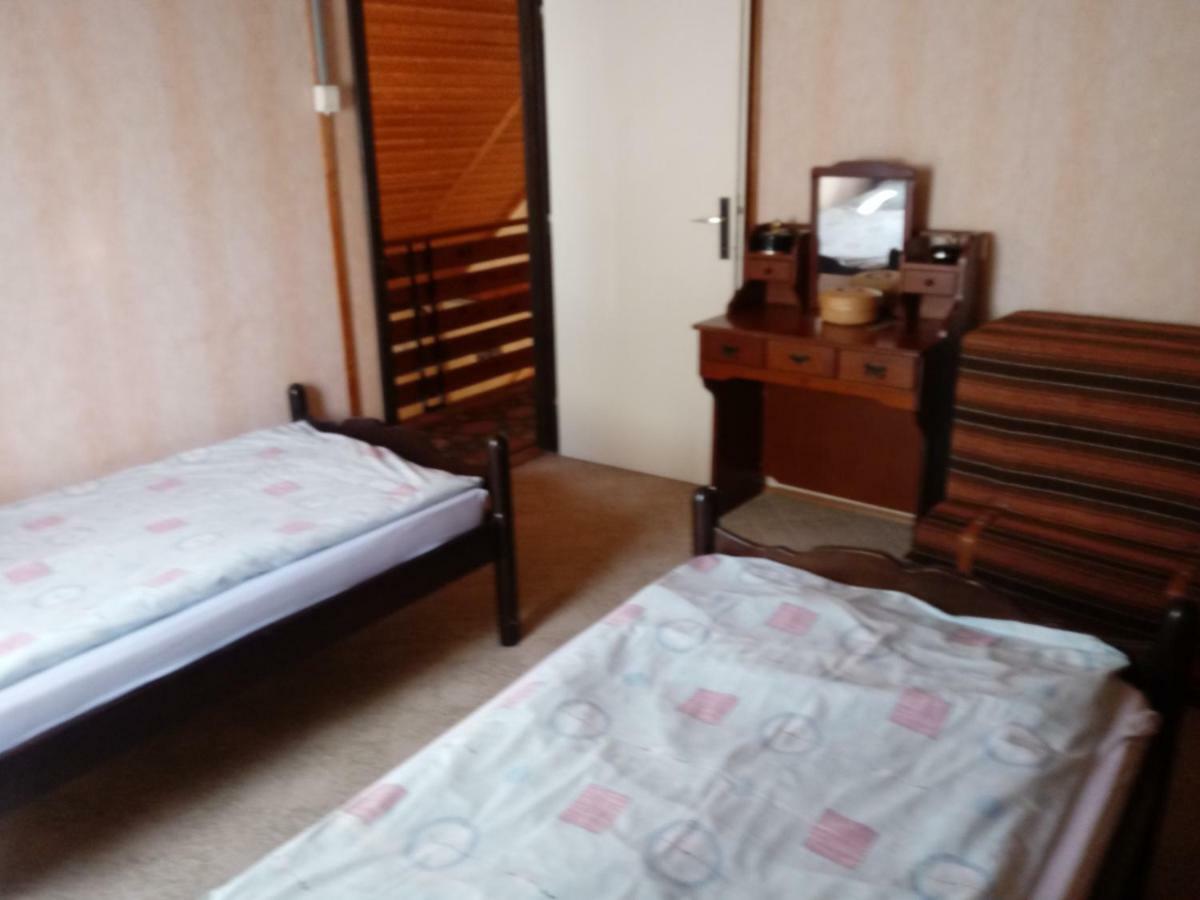 Apartman 3 Haloszobaval Villa Bük Exteriör bild
